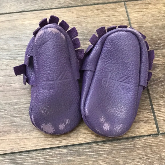 Purple moccasins - Picture 2 of 2